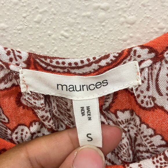 Maurices Red and White Leaf Pattern Ruffle Front Tunic Small NWT #37 - Picture 7 of 7